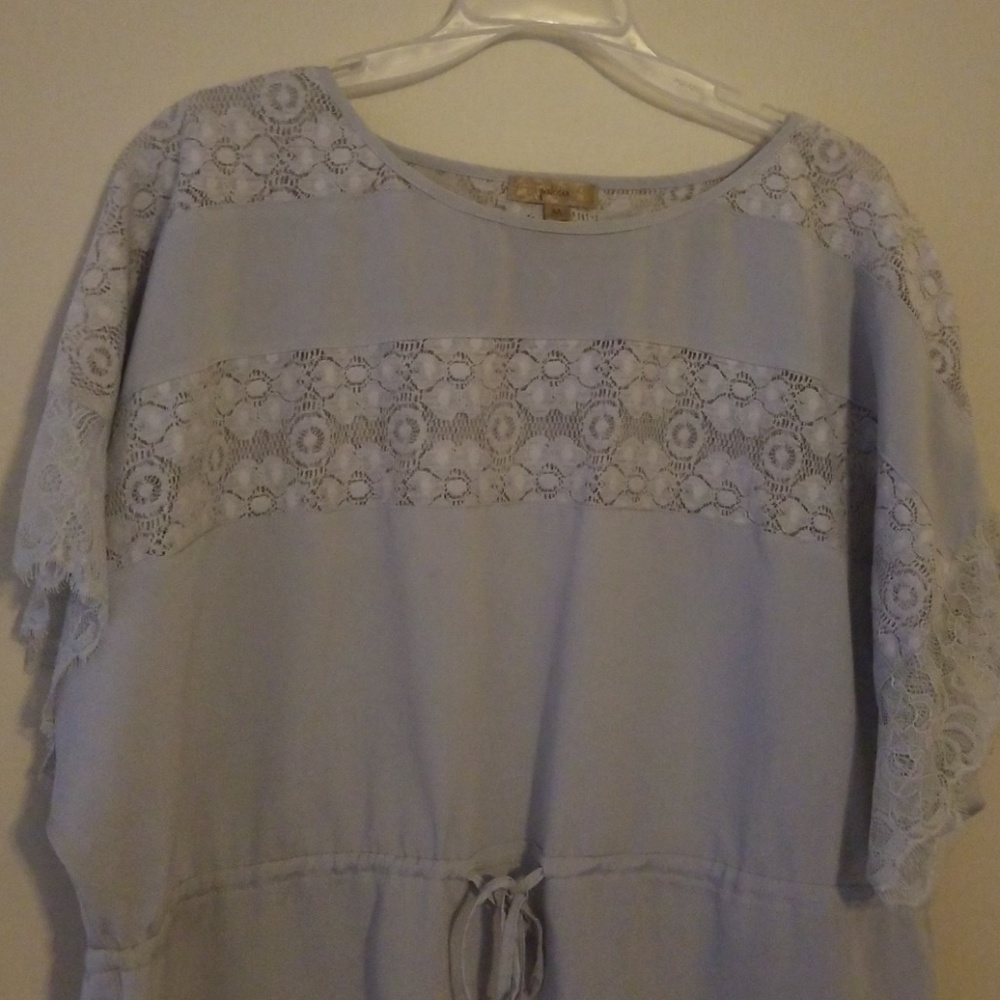 Blouse - Picture 2 of 4
